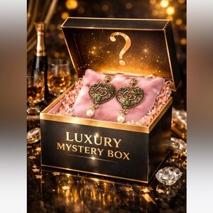 LUXURY MYSTERY BOX ✨💖